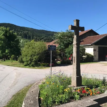 Gite De La Mesange Rochesson Exterior photo